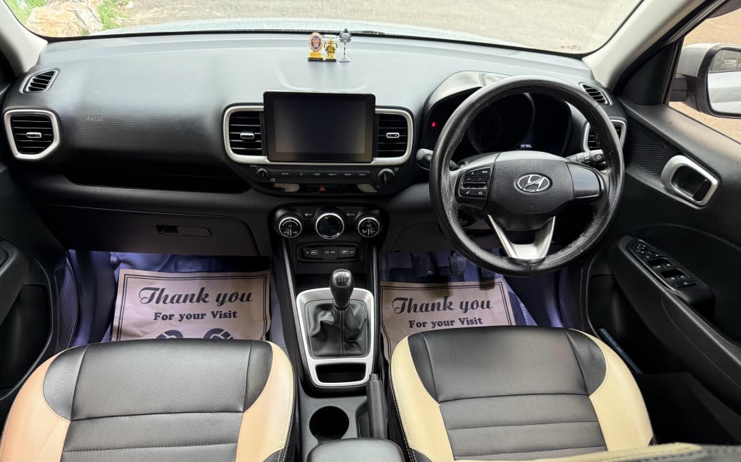 Hyundai Venue - Image 9